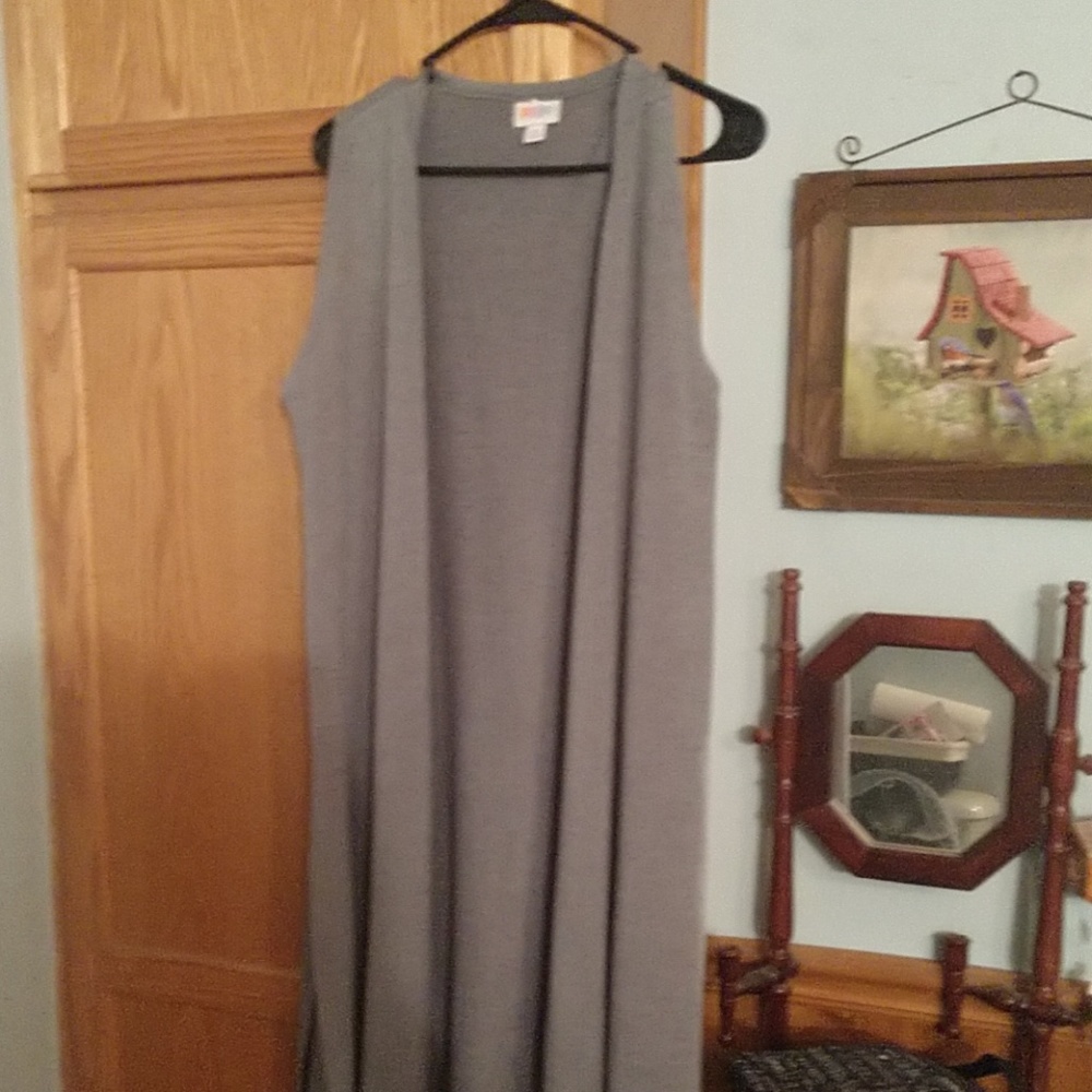 Medium Joy frim Lularoe